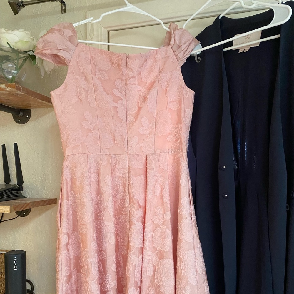 Gal Meets Glam Augusta size 6 EUC